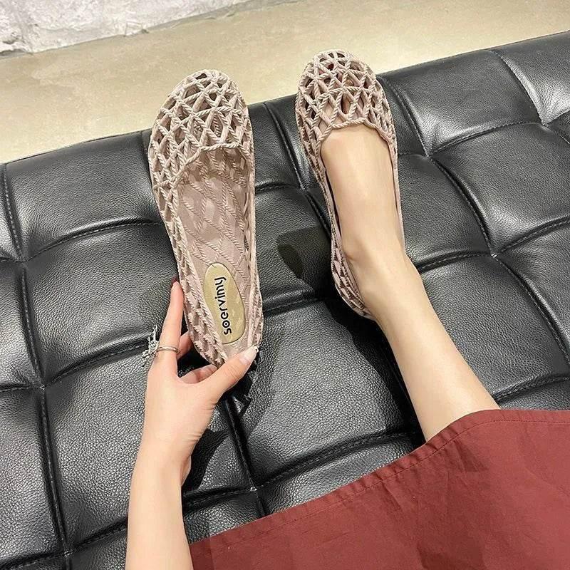 Round Toe Flats Slip-Ons - Valley Mimosa