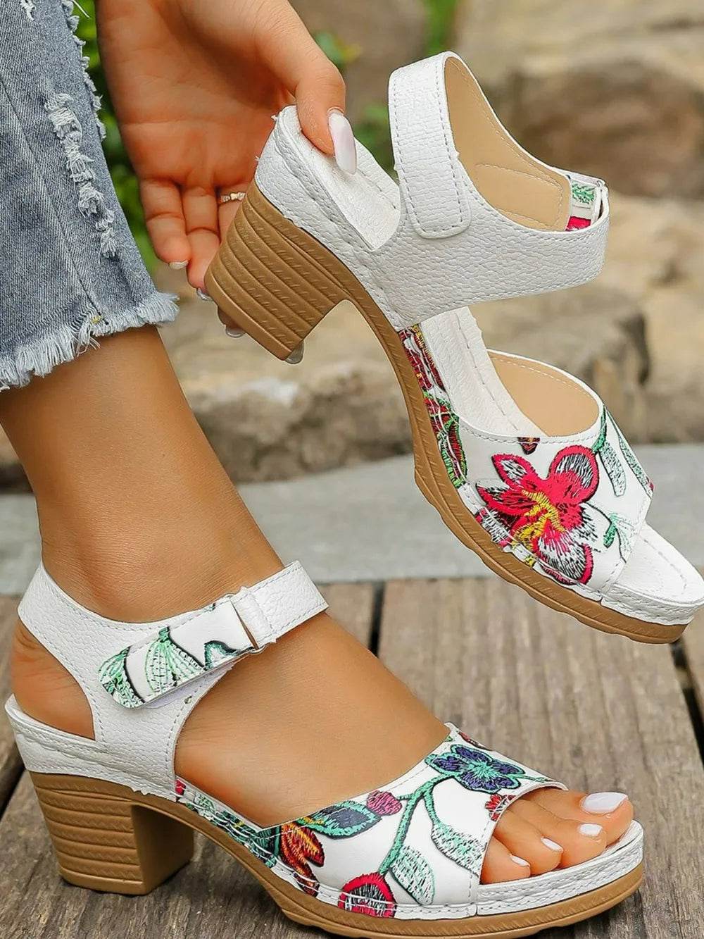 Open Toe Block Heels Sandals - Valley Mimosa